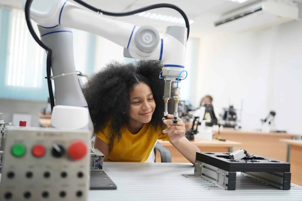 What Are the Latest Advances in Smart Grid Technology for UK Energy Networks?